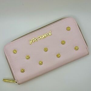 Betsey Johnson Pink Wallet with Gold Rose Details – Excellent Condition